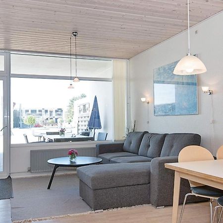 6 Person Holiday Home On A Holiday Park In Glesborg Extérieur photo