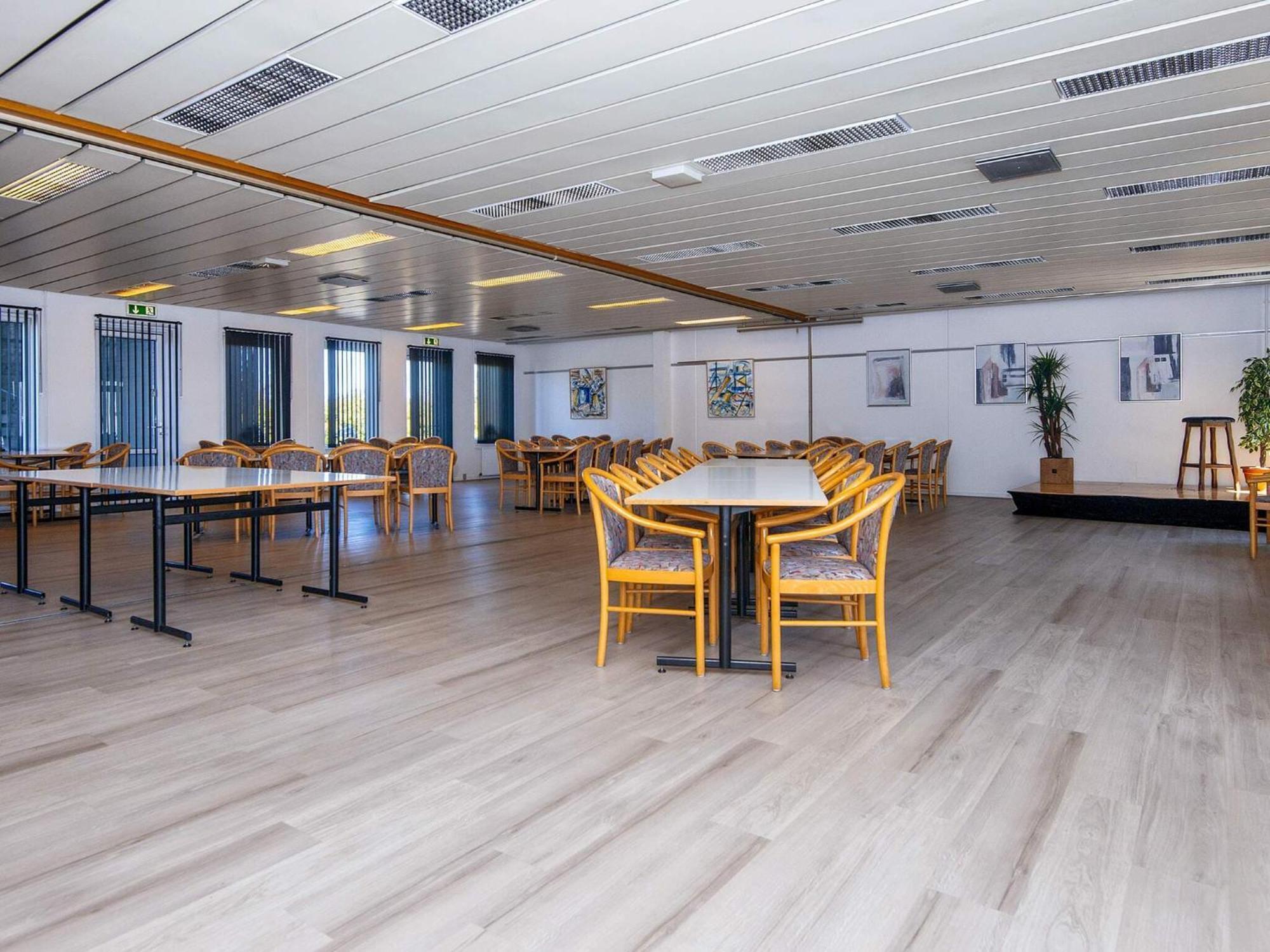 6 Person Holiday Home On A Holiday Park In Glesborg Extérieur photo