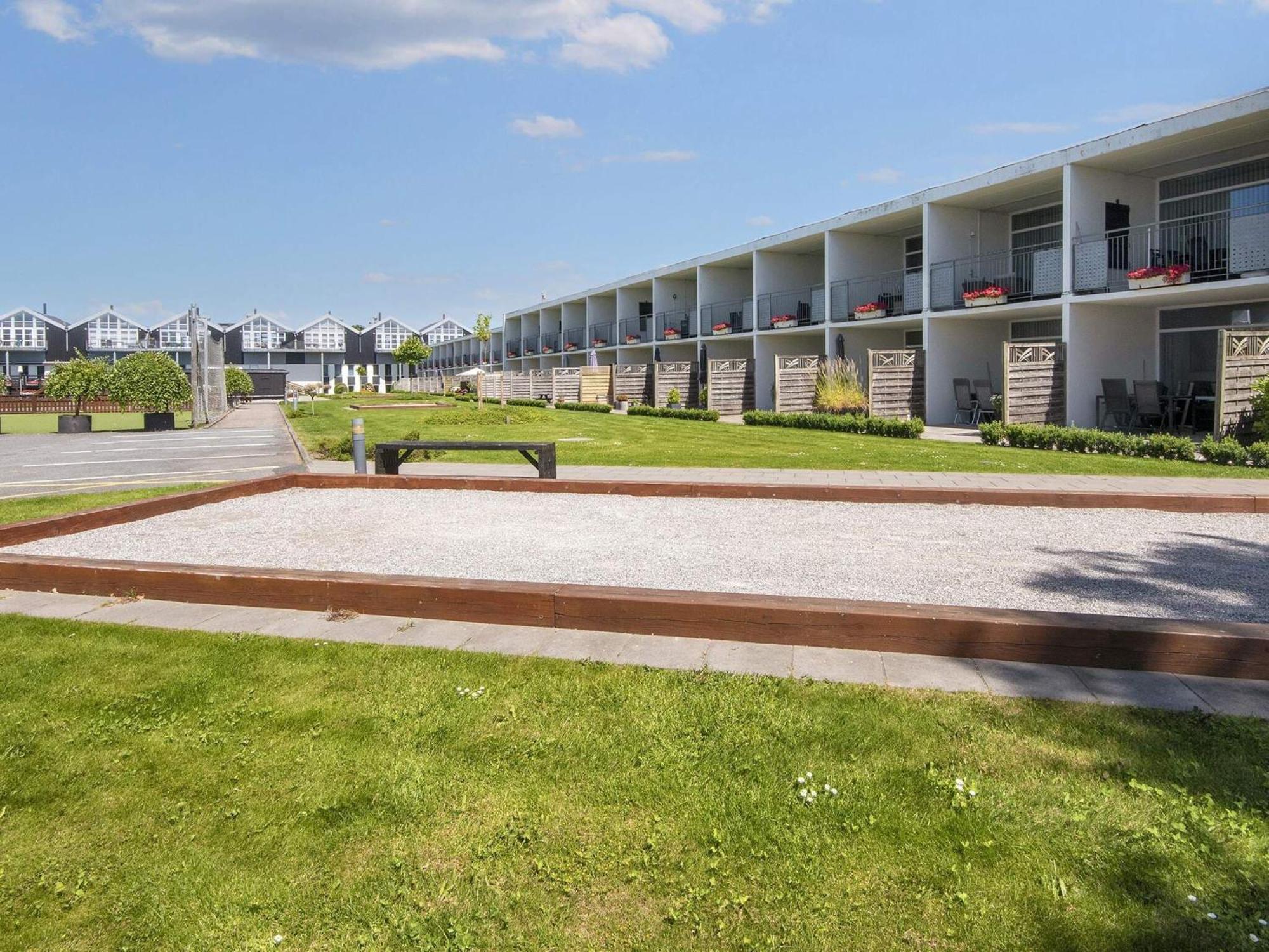6 Person Holiday Home On A Holiday Park In Glesborg Extérieur photo