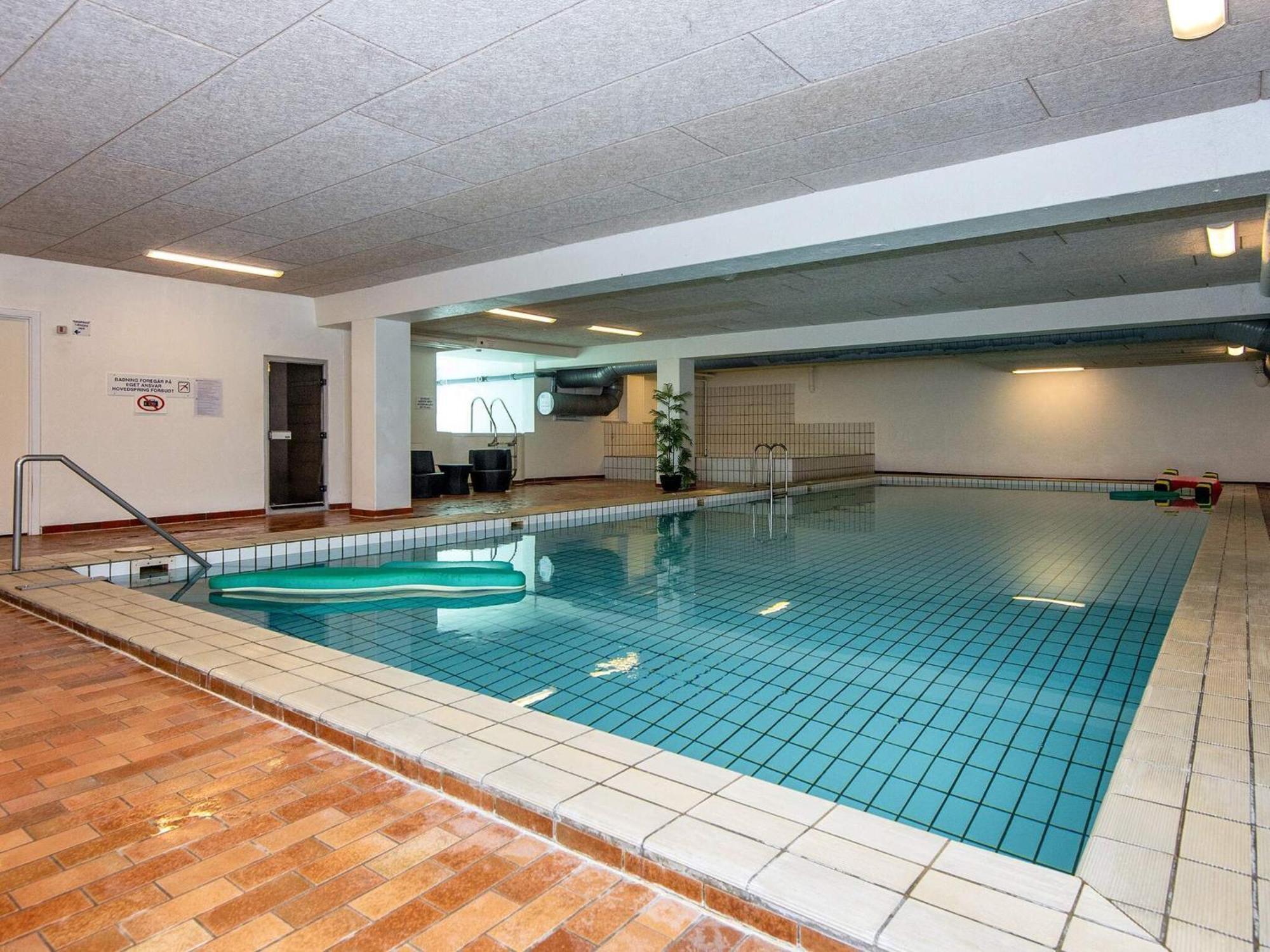 6 Person Holiday Home On A Holiday Park In Glesborg Extérieur photo